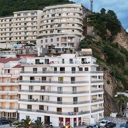 Apartmani Svetionik Budva Eksteriør billede