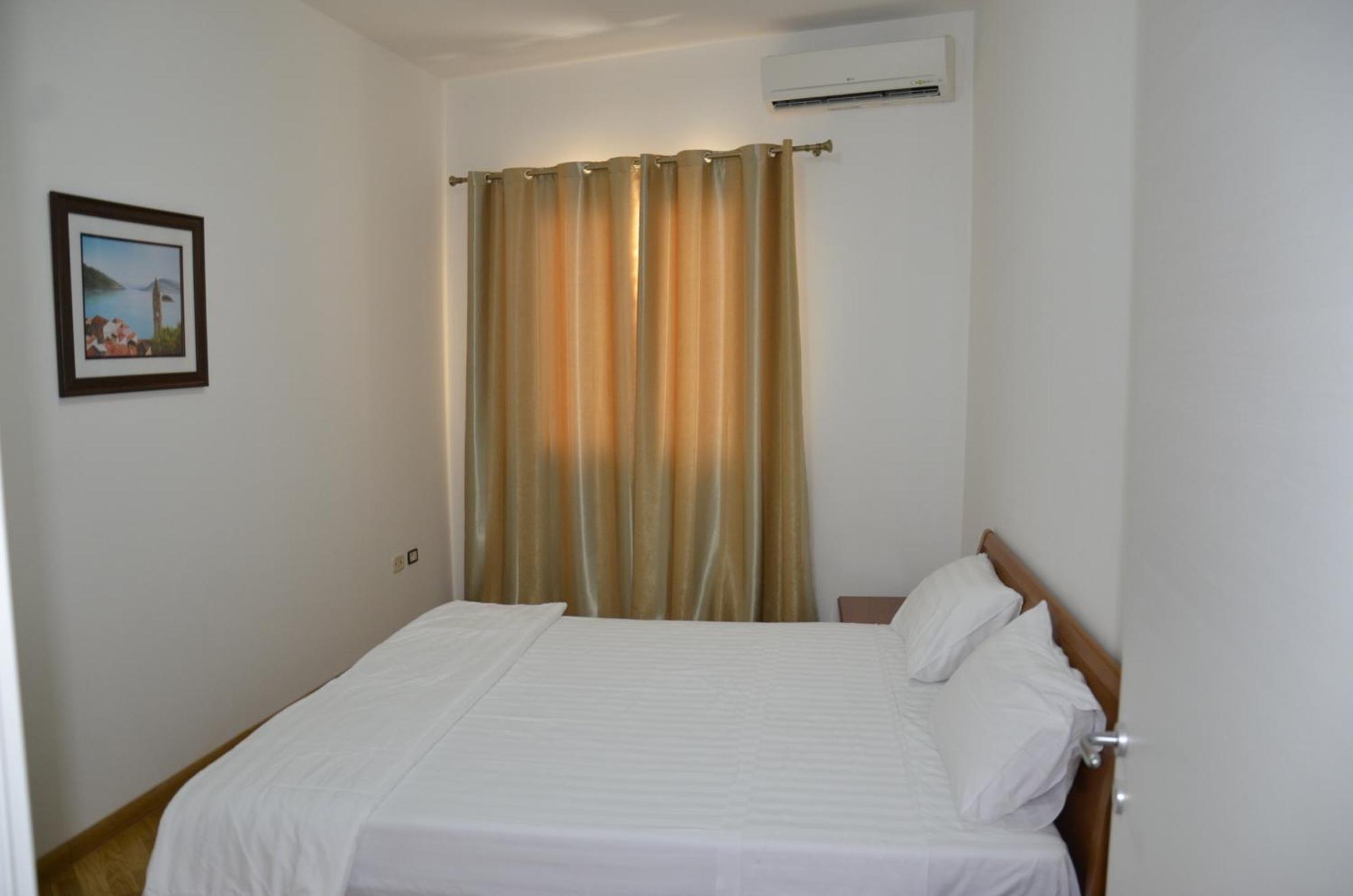 Apartmani Svetionik Budva Værelse billede