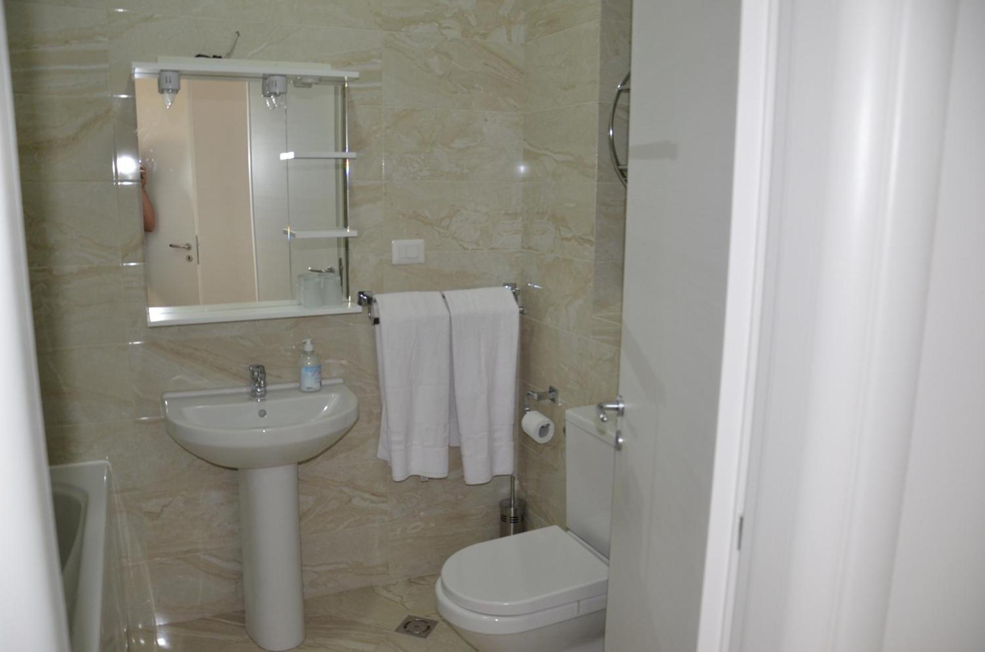Apartmani Svetionik Budva Værelse billede