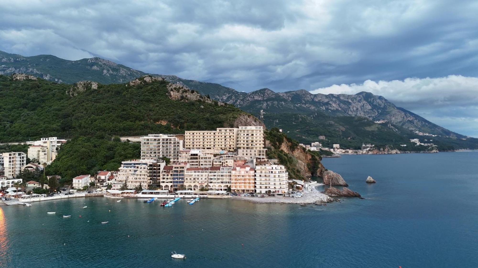 Apartmani Svetionik Budva Eksteriør billede