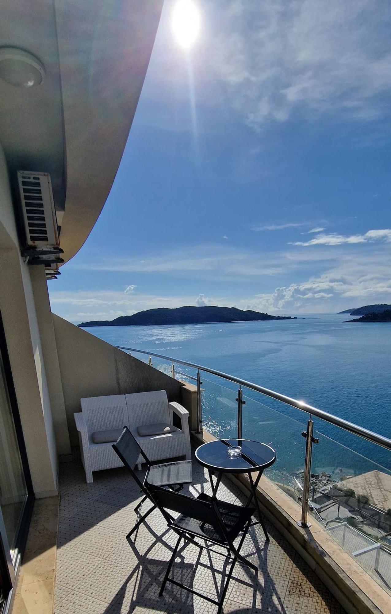 Apartmani Svetionik Budva Eksteriør billede