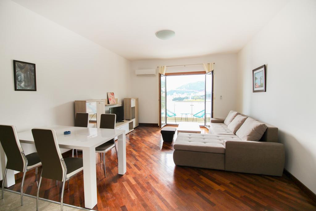 Apartmani Svetionik Budva Eksteriør billede