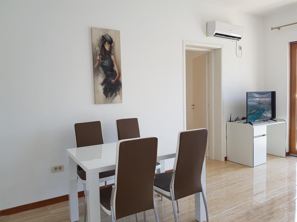Apartmani Svetionik Budva Eksteriør billede