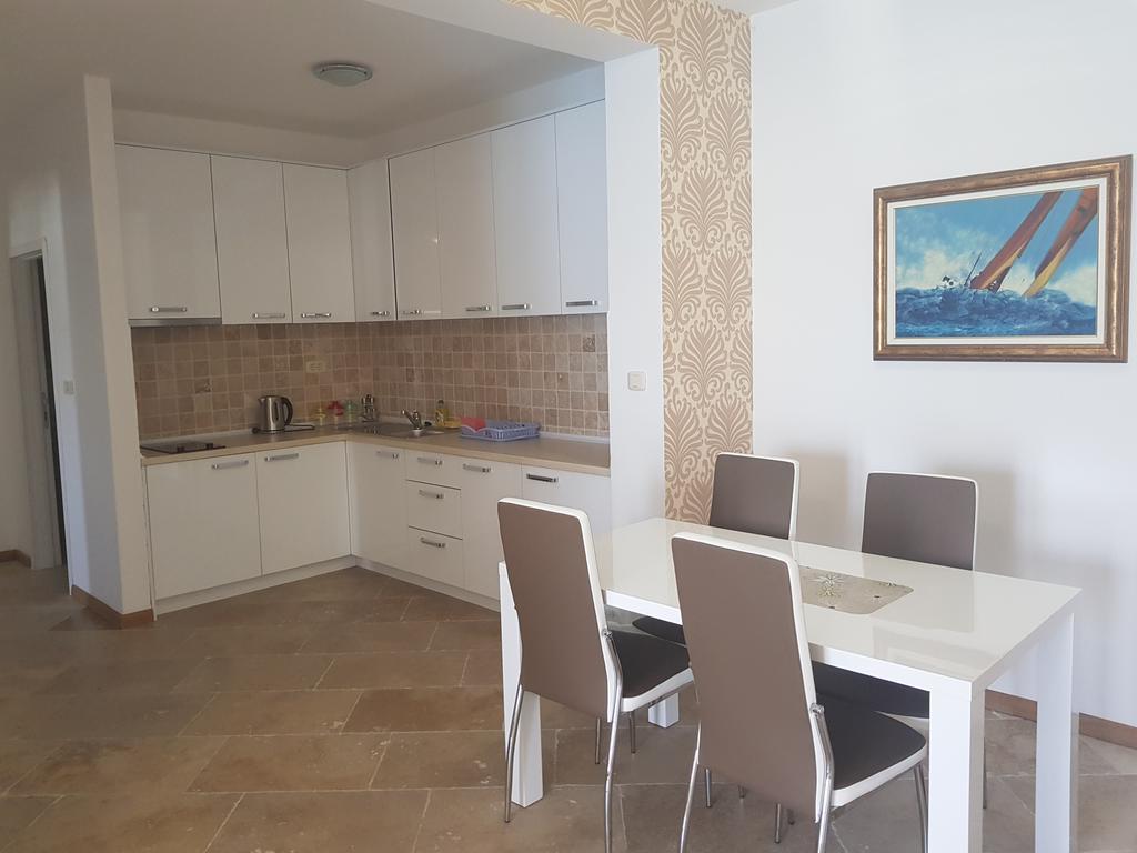 Apartmani Svetionik Budva Eksteriør billede
