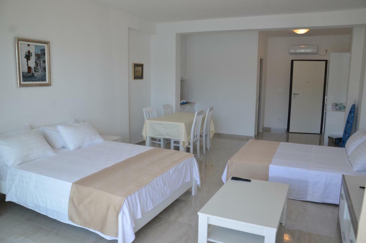 Apartmani Svetionik Budva Værelse billede